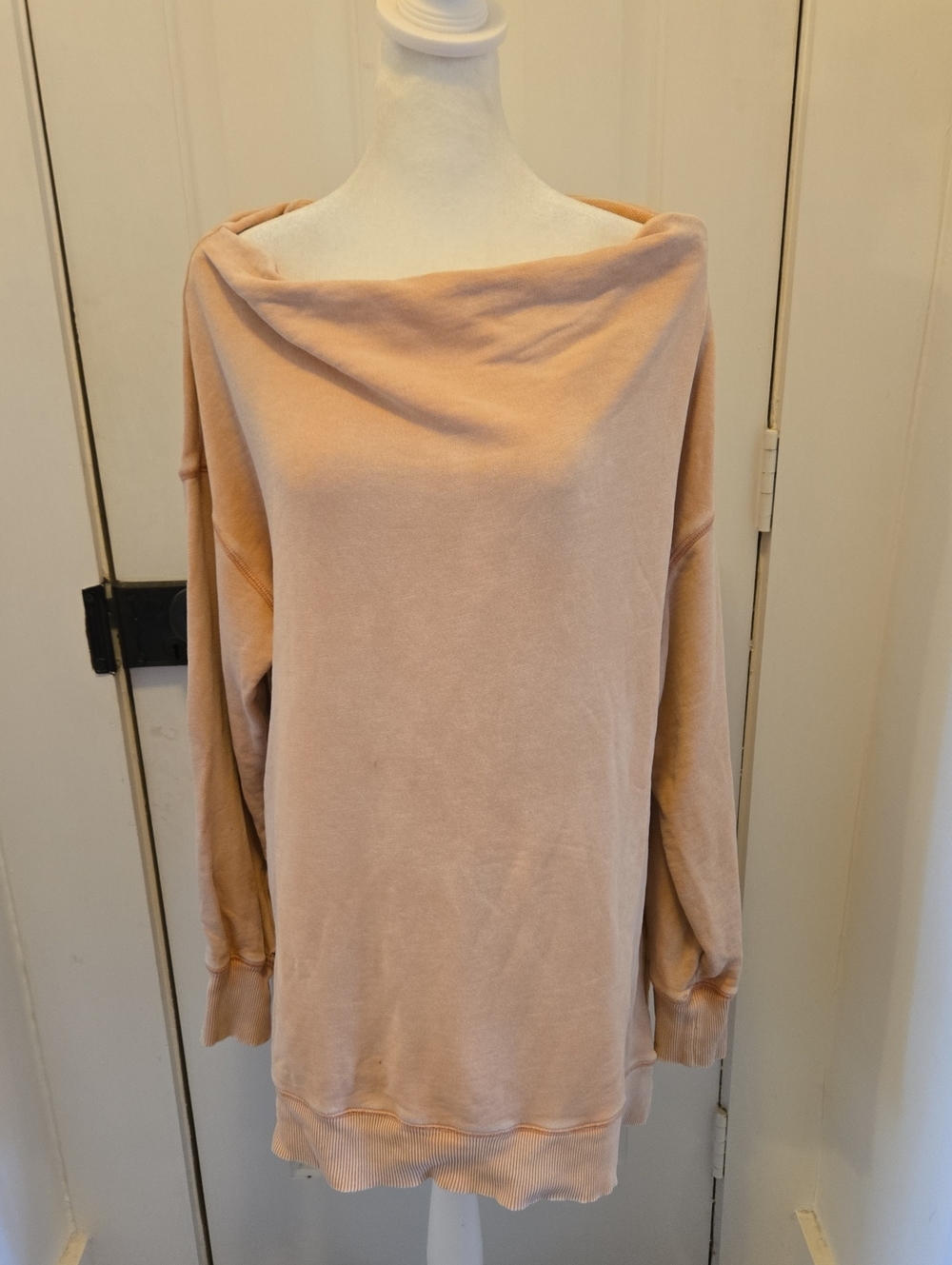 Pilcro Anthropologie Pink Acid Wash Distressed Sweatshirt Size L